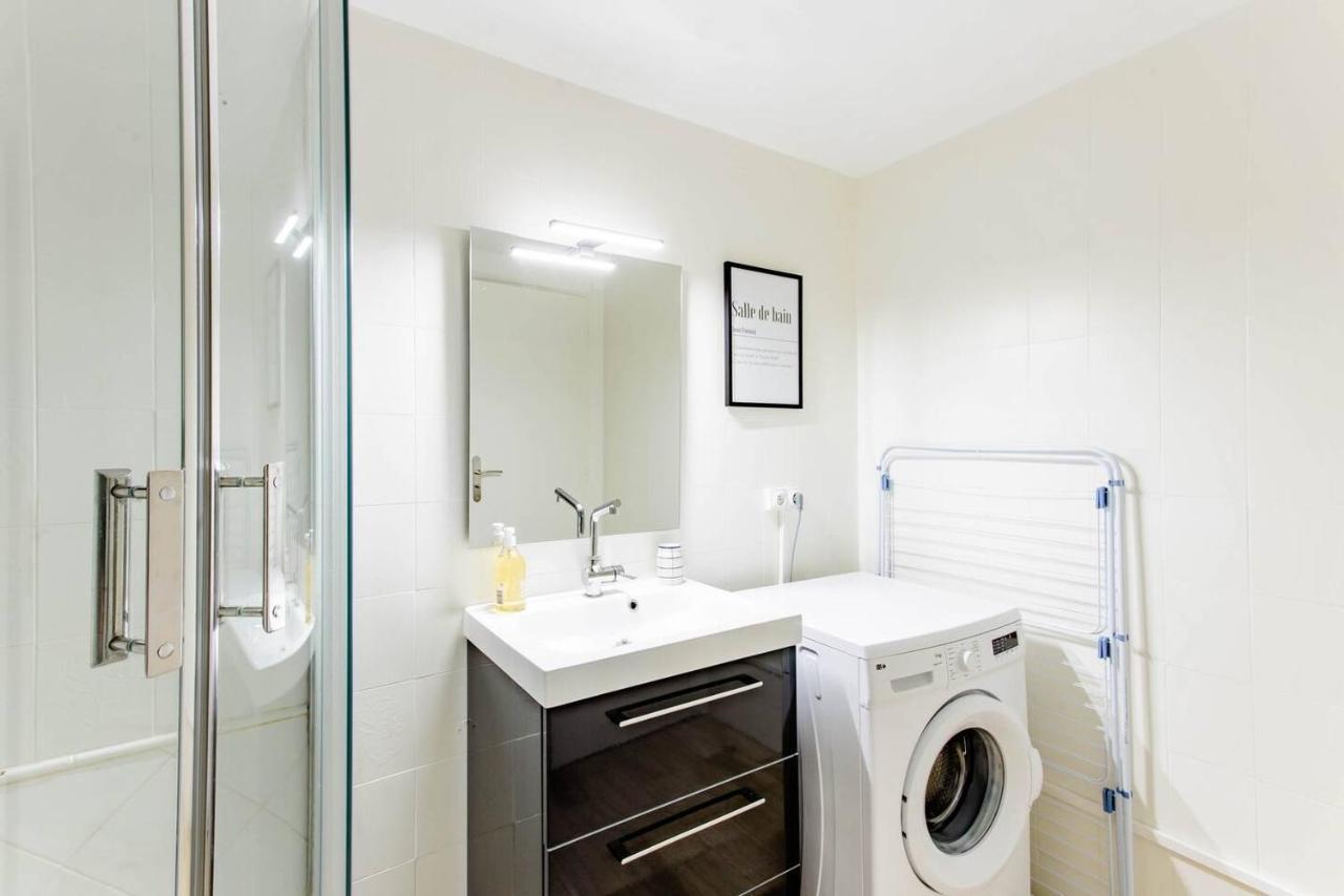 Superbe Duplex De 70M2 Avec 2 Chambres En Hyper Centre Au Calme Sur Cour Classe 3 Etoiles Avec Parking En Option La Rochelle (Charente-Maritime) Exterior foto
