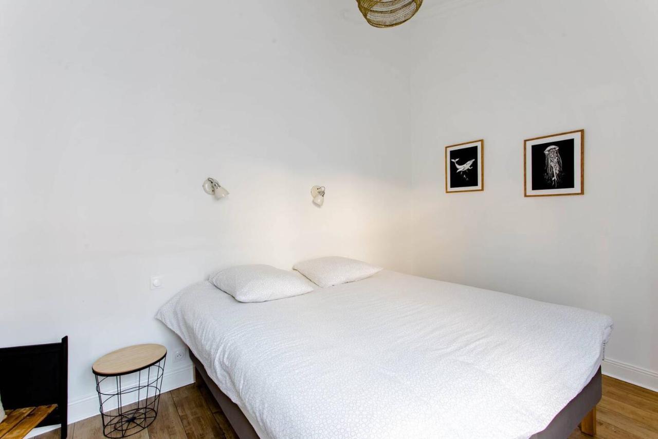 Superbe Duplex De 70M2 Avec 2 Chambres En Hyper Centre Au Calme Sur Cour Classe 3 Etoiles Avec Parking En Option La Rochelle (Charente-Maritime) Exterior foto